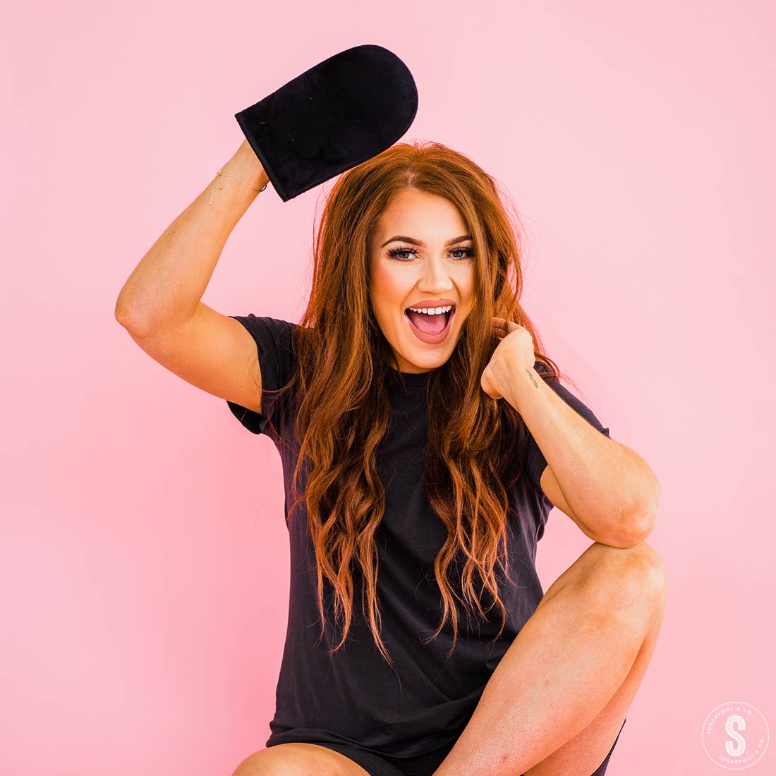 Glow Mitt- Black
